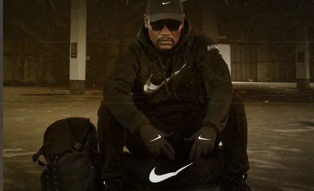 Clement-–-Hlapa-Re-Tloge-ft-Ba-B Clement – Hlapa Re Tloge ft Ba Bethe Gashaozen & Krusher